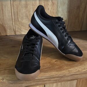 PUMA “Turino II leather sneakers